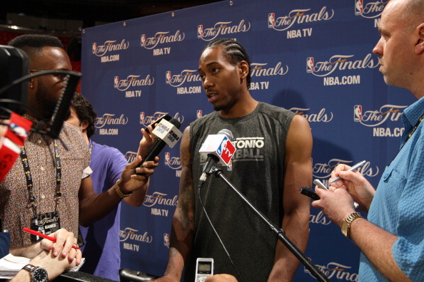 于汉超退役后加入申花教练组，毛剑卿：这是对球员最大的褒奖（于汉超退役转投申花教练组，毛剑卿称这是对球员的最高褒奖）