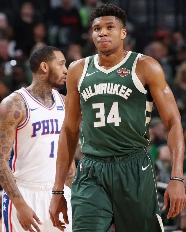 孔塞桑：对错失锁定胜局的进球不满意；弗拉霍维奇是球队领袖（孔塞桑：未能打进锁定胜局一球让我不满，弗拉霍维奇是球队领袖）