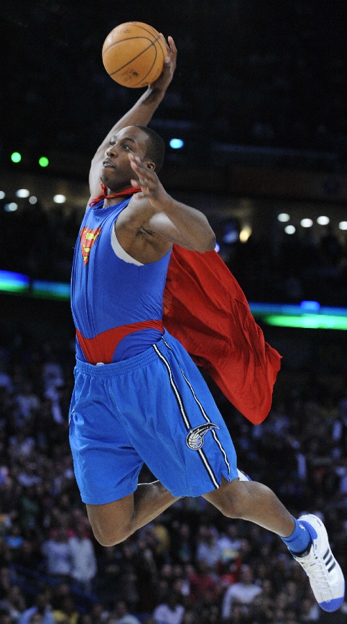 埃及主帅力挺暴怒发声的萨拉赫！向斯洛特传递明确信号（埃及主帅公开声援萨拉赫强硬发声 向斯洛特释放清晰信号）