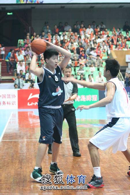 默特萨克建言中国青训：保持耐心，给年轻人创造更多机会（默特萨克献策中国青训：以耐心为本，为年轻人提供更多机会）