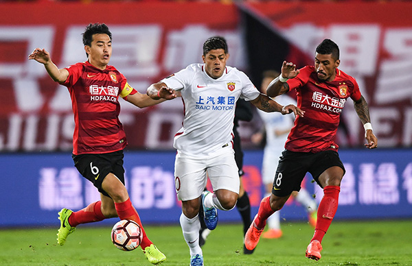 穆雷狂砍50+且命中10记三分，戈登之后队史首人（穆雷爆砍50+且投进10记三分，继戈登之后成队史首位达成者）