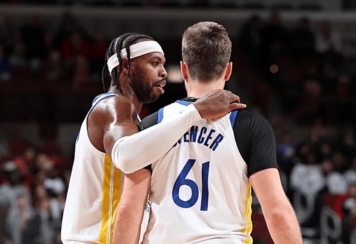 越南速度打法极具冲击力（越南快节奏打法冲击力十足）