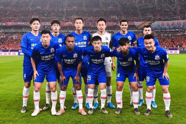 欧洲杯备战消息，各队调整阵容（欧洲杯赛前动态：各队纷纷调整阵容）