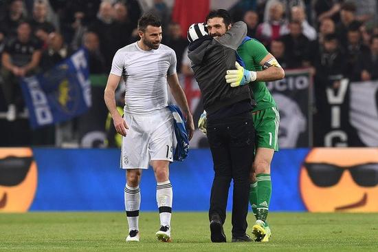 打进唯一进球，阿马德当选科特迪瓦1-0莫桑比克全场最佳球员（阿马德一击制胜，当选科特迪瓦1-0莫桑比克全场最佳）