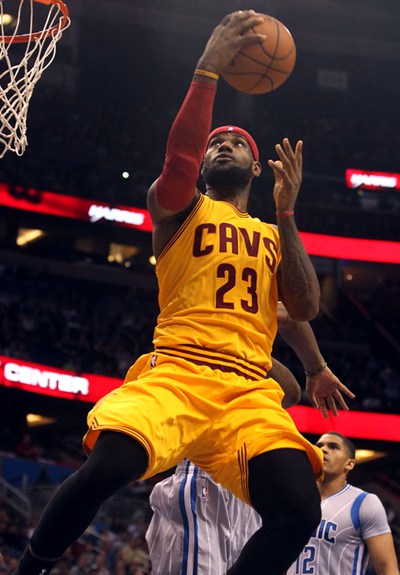 西媒：皇马已决定明年1月免签科纳特，并希望球员坚持不续约（西媒：皇马拟明年1月自由签下科纳特，盼其继续拒绝续约）