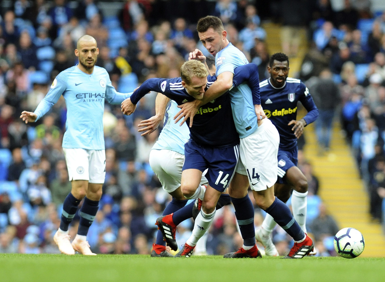 李霄鹏：海牛队11月8日重新集结，计划去上海踢一场热身赛（李霄鹏称海牛队将于11月8日集结，计划赴上海进行热身赛）